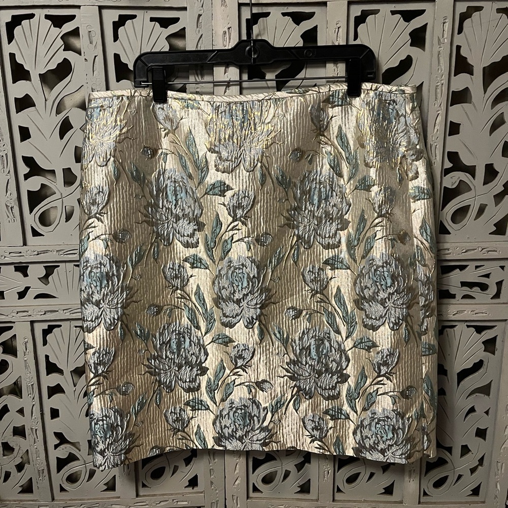TAHARI by A.S. LEVINE LUSH GOLD METALLIC & AQUA BLUE FLOWER PATTERN MINI SKIRT
